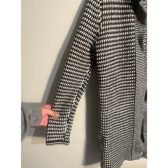 Talbots Black Checked Pure Merino Wool Chunky Knit Cardigan Size Medium - Picture 2 of 9